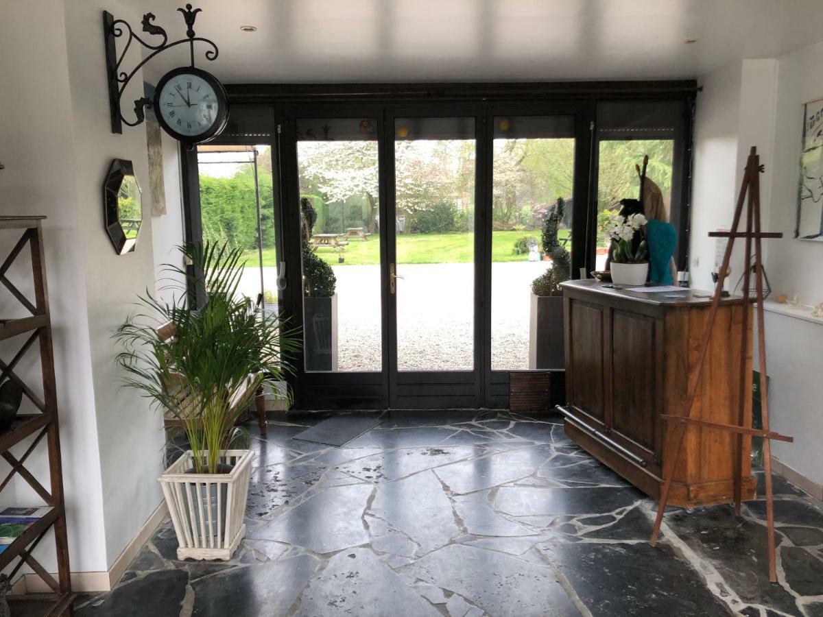 La Ferme De La Place Bouvines Екстериор снимка